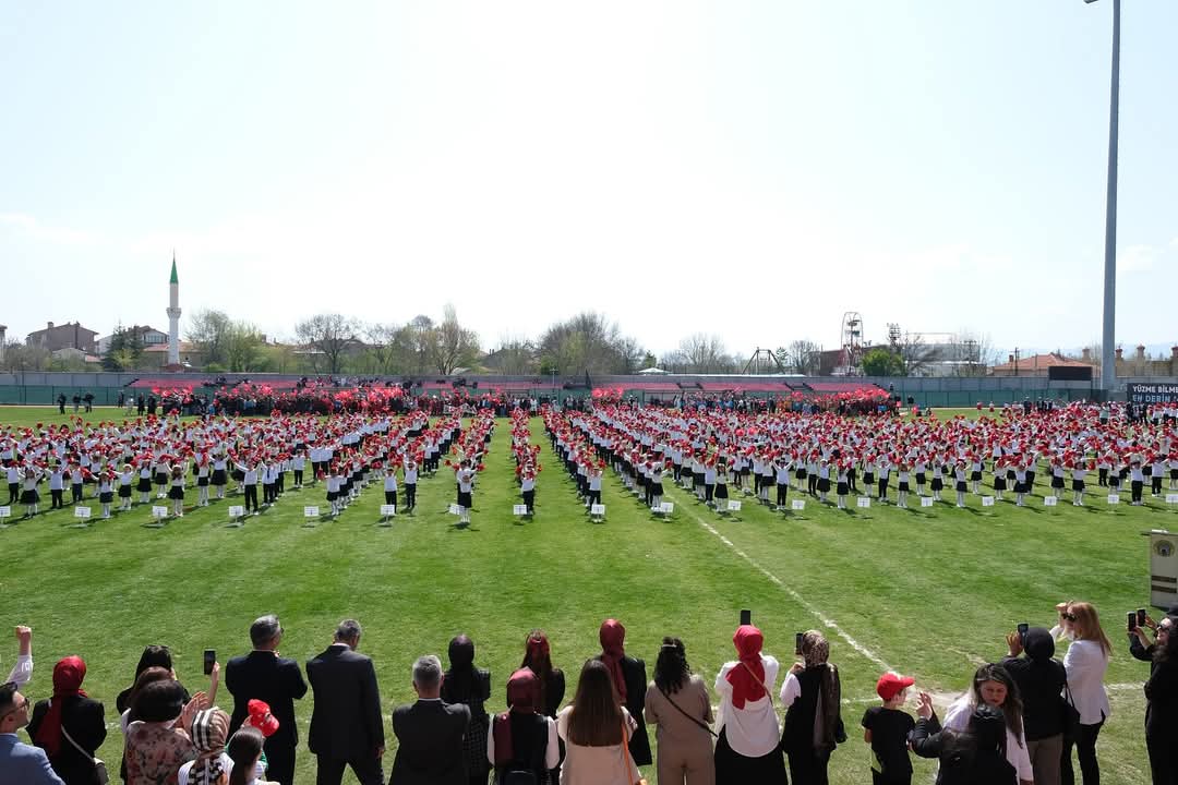 23 Nisan Ulusal Egemenlik ve Çocuk Bayramı Tavşanlı’da Büyük Coşkuyla Kutlandı